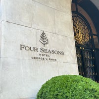 Photo taken at Hôtel Four Seasons George V by F🇶🇦 on 4/12/2024