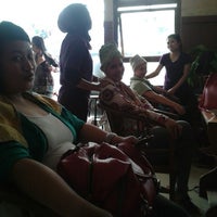 Review Titi Anam Salon