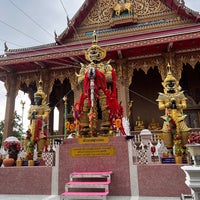 Photo taken at Wat Nuan Chan by ⭐️Dao💃🏻 K. on 9/25/2023