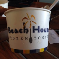 9/21/2013 tarihinde Sylvia D.ziyaretçi tarafından Beach House Yogurt'de çekilen fotoğraf