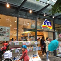 7/3/2017에 Jenni K.님이 dm-drogerie markt에서 찍은 사진