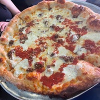 6/12/2022にManny V.がFlying Saucer Pizza Companyで撮った写真