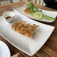 鎌倉餃子umineco Wine Cafe Dumpling Restaurant