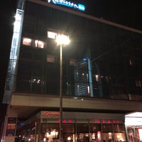 Photo taken at Radisson Blu Hotel Leipzig by Christian R. on 11/14/2018