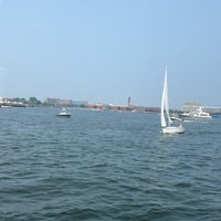 Das Foto wurde bei Boston Harbor Cruises von May🐋 am 7/17/2023 aufgenommen
