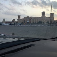 Photo taken at Sharjah Tasjeel (DMV) تسجيل الشارقة by Mohammed R. on 11/12/2015