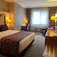 Foto diambil di Almira Hotel Thermal Spa &amp;amp; Convention Center oleh Kaan K. pada 5/23/2023