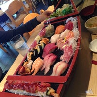 Das Foto wurde bei Kampai Sushi Bar von Lia am 5/5/2014 aufgenommen
