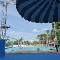 Photo taken at Katong Swimming Complex by Dionne L. on 3/17/2023