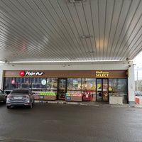 Photo taken at Shell № 1101 by Я on 3/30/2021