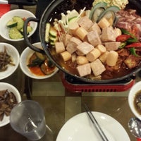 Photo taken at Kim&amp;#39;s Family Korean Restaurant by Shining Hao Jing C. on 10/18/2013