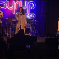 10/19/2021 tarihinde M👮🏻‍♂️ziyaretçi tarafından Syrup™ Lounge'de çekilen fotoğraf