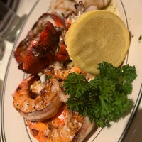 Снимок сделан в Joe&amp;#39;s Seafood, Prime Steak &amp;amp; Stone Crab пользователем Ayfer T. 5/5/2024