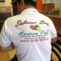 Photo prise au Salazar Brothers Mexican Food par Salazar Brothers Mexican Food le6/4/2013