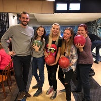 Photo taken at Bowling v Továrně by Gabi on 10/25/2018