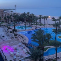 Photo taken at Mövenpick Resort &amp;amp; Marine Spa Sousse by Ahmed on 10/25/2022