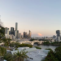 Photo taken at Brisbane City YHA by Tobi S. on 2/13/2023