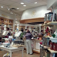 Williams Sonoma 1800 Galleria Blvd