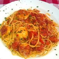 Das Foto wurde bei Spaghetti Bender Restaurant von Michael H. am 3/2/2012 aufgenommen