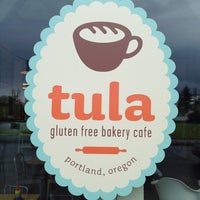 รูปภาพถ่ายที่ Tula Gluten Free Bakery Cafe โดย F เมื่อ 5/18/2014
