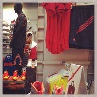 adidas robinsons magnolia