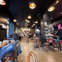 Photo taken at Starbucks by Mehrdad R. on 11/13/2022