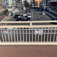 Photo taken at 渋谷区神園町歩道橋 by フダモン on 1/3/2022