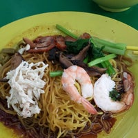 Photo taken at 51 Ming Fa Wanton Egg Noodle by P Y W. on 4/11/2014
