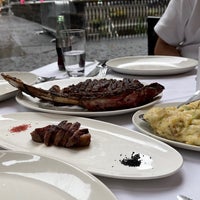 Photo taken at Del Frisco&amp;#39;s Double Eagle Steakhouse by IB. on 8/10/2023