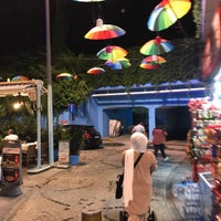 Photo taken at Günbilir Meyhanesi by Dilfuza X. on 8/20/2021