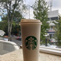 Photo taken at Starbucks by AmorXMéxico on 9/20/2022