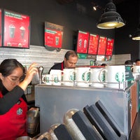 Photo taken at Starbucks by AmorXMéxico on 11/13/2019