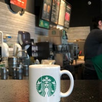 Photo taken at Starbucks by AmorXMéxico on 2/5/2020