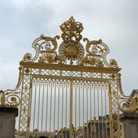Photo taken at Palace of Versailles by ジェイ J. on 6/6/2018