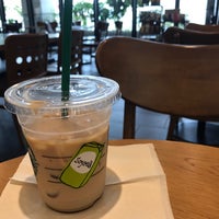 Starbucks 上坂部1 1 1
