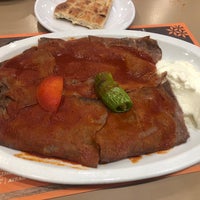 Photo taken at HD İskender by 🙈🙉🙊 on 12/8/2021