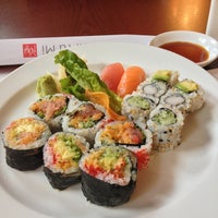 Foto diambil di Sushi Yu Mi oleh Diana N. pada 6/11/2013