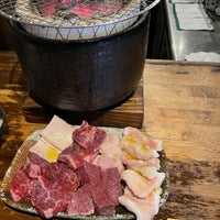 Photo taken at ホルモン酒場 焼酎家「わ」 by スコッチ on 3/6/2021