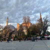 Photo taken at Ayasofya Hürrem Sultan Hamamı by Aphrodite on 11/17/2023