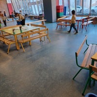Photo taken at Gemeentelijke Basisschool Kakelbont by Gaëlle on 2/8/2023