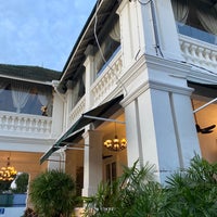 Review STG Tea House Cafe