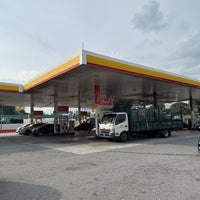 Photo taken at Shell by Andrew D. on 7/29/2023