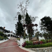 Photo taken at Cameron Highlands Resort by Andrew D. on 11/10/2022