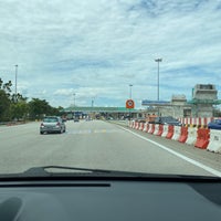 Plaza Tol Kota Damansara Toll Plaza In Petaling Jaya