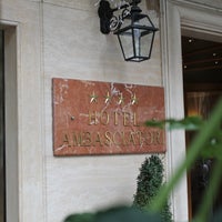 Das Foto wurde bei Ambasciatori Place Hotel von Ambasciatori Place Hotel am 6/29/2013 aufgenommen