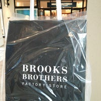 Photo taken at Brooks Brothers 三井アウトレットパーク倉敷店 by よっすぃ～ on 8/8/2014