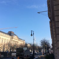 Photo taken at H Unter den Linden / Friedrichstraße by Sabine D. on 2/2/2017