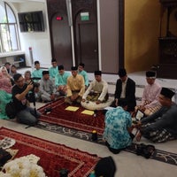 Photo taken at Masjid Hajjah Rahimabi Kebun Limau by Wan R. on 5/31/2014