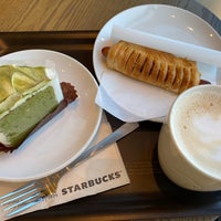 Photo taken at Starbucks by NAOKO P. on 12/8/2020
