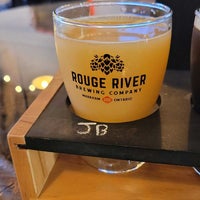 Das Foto wurde bei Rouge River Brewing Company von Mike B. am 12/30/2022 aufgenommen